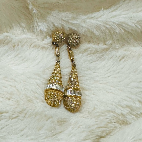 BEN AMUN JEWELRY Crystal Drop Deco Earrings in Gold Plate - Picture 5 of 7
